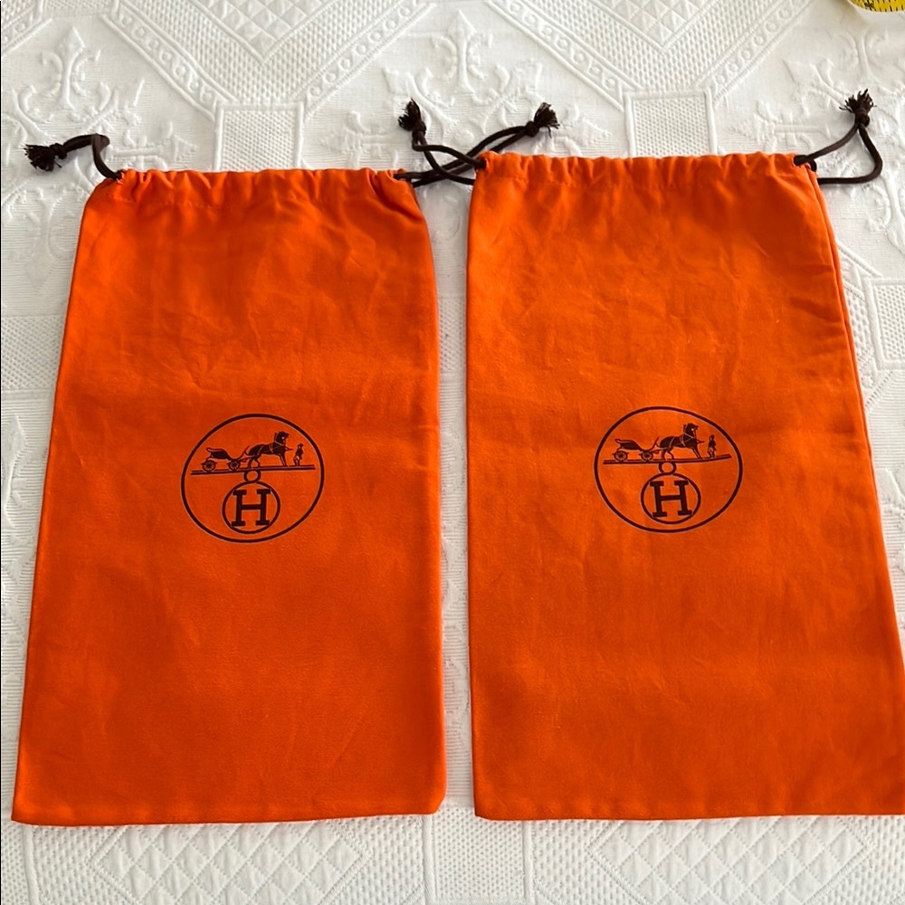 PAIR OF GENUINE HERMES SHOE BAGS—NEW: NEVER USED